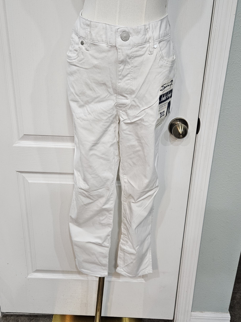 Seven7 White Straight-Leg Women's Jeans